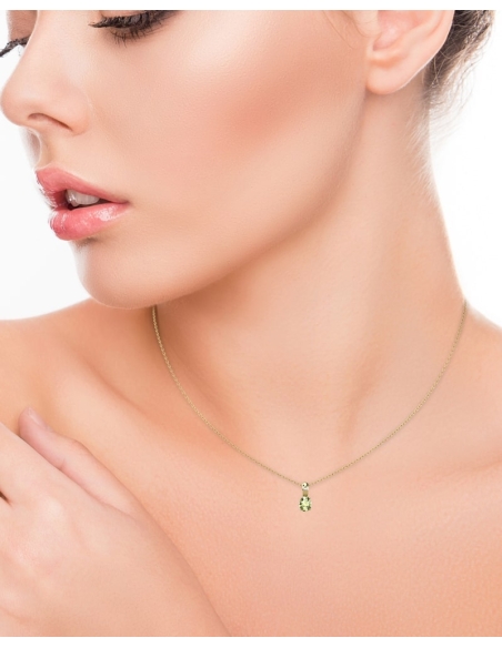 COLGANTE OSIRIS ORO Y DIAMANTE 0,01 CT PERIDOTO 5X4MM