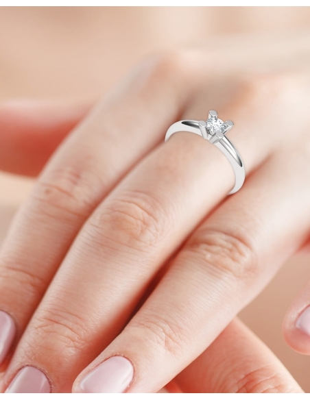 ANILLO CHELSEA DE ORO Y DIAMANTE DE 0,20 CT
